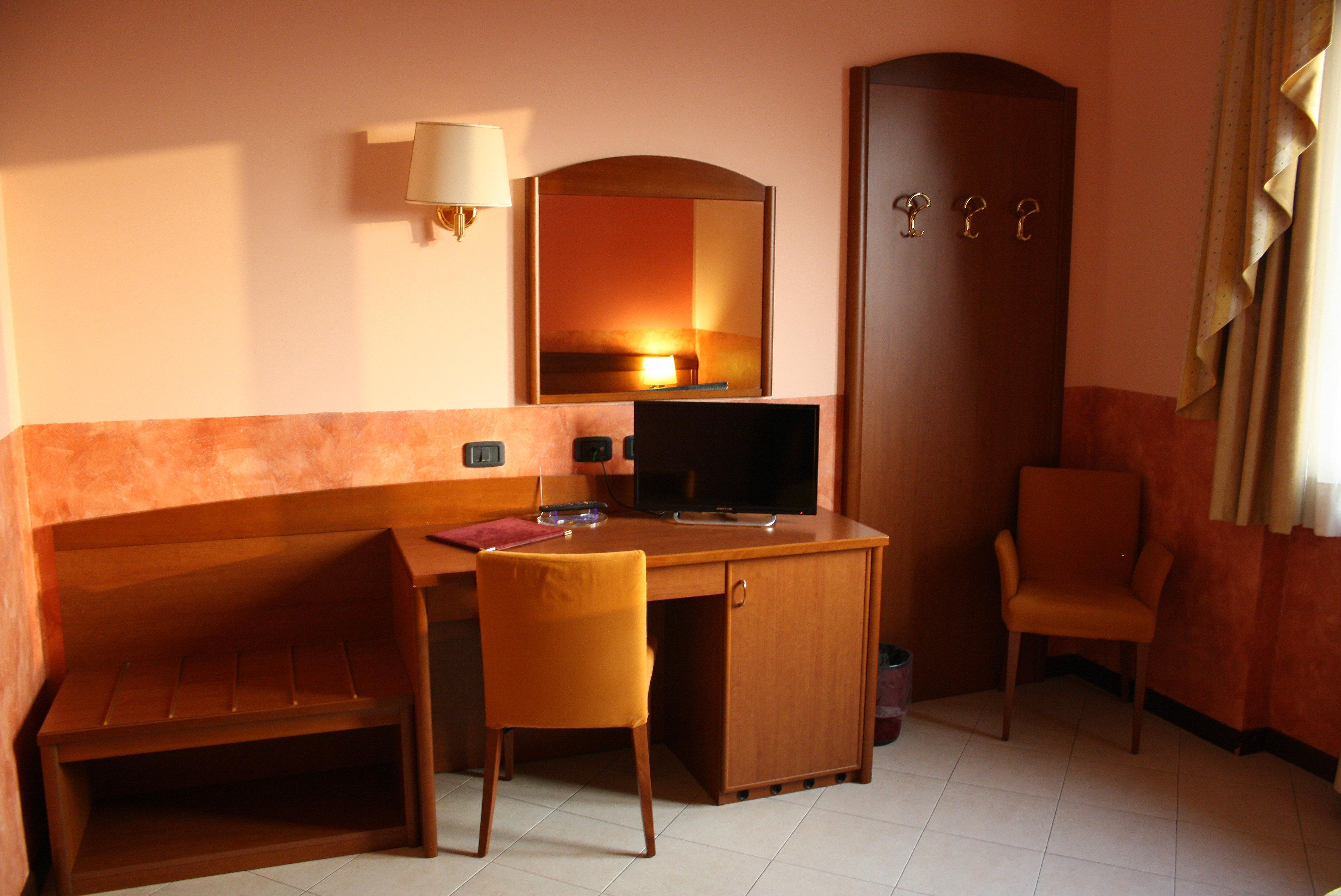 Hotel Majestic San Giuliano Milanese Luaran gambar